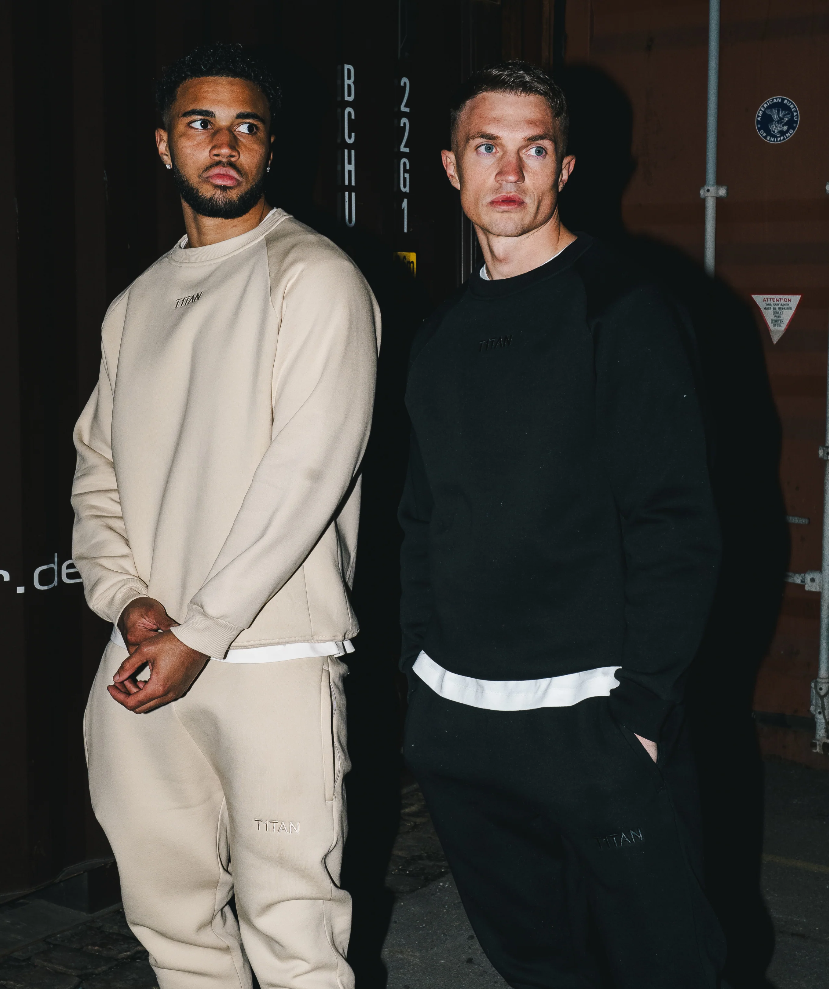 Athleisure Sweatshirt - Creme - Image 6